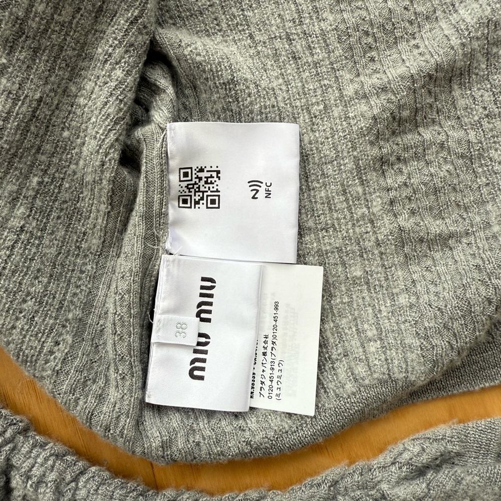 Miu Miu Light Gray Ruffled Blouse - Picture 5 of 6